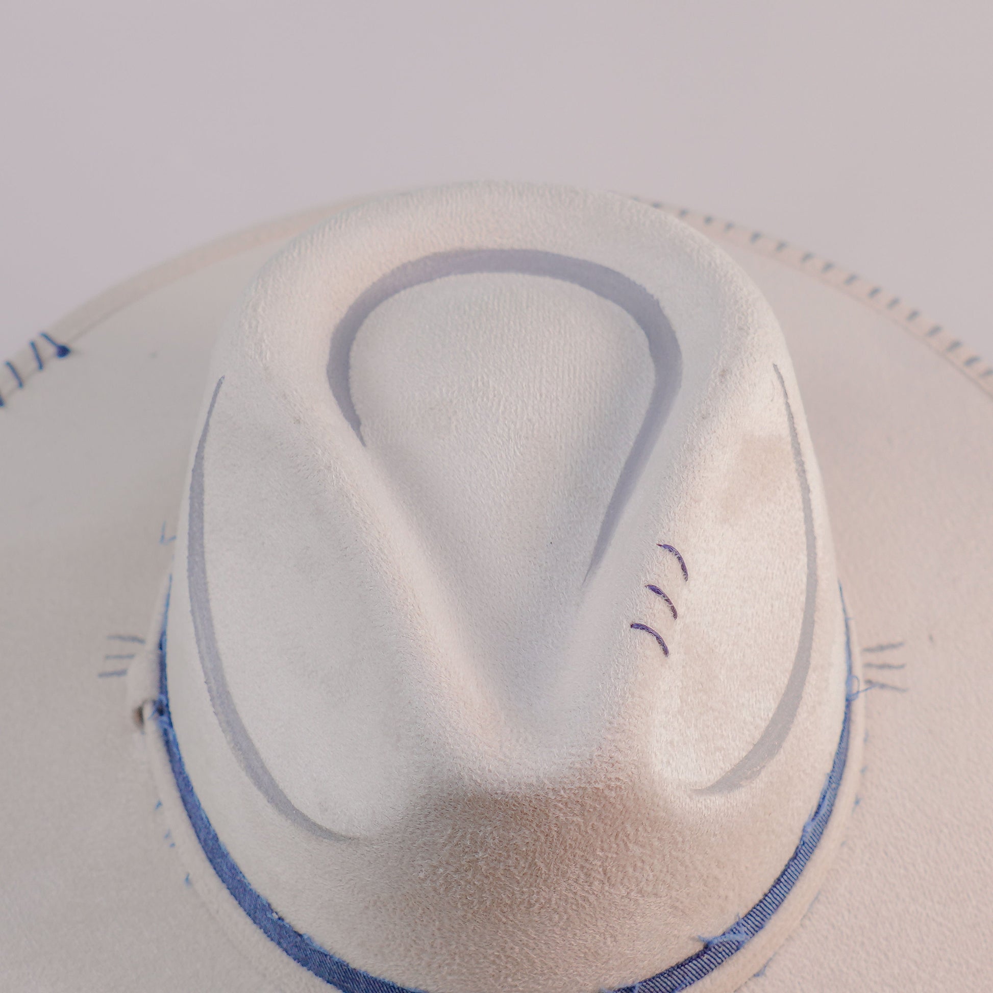 Aukala Hat L Whispering Dunes: White