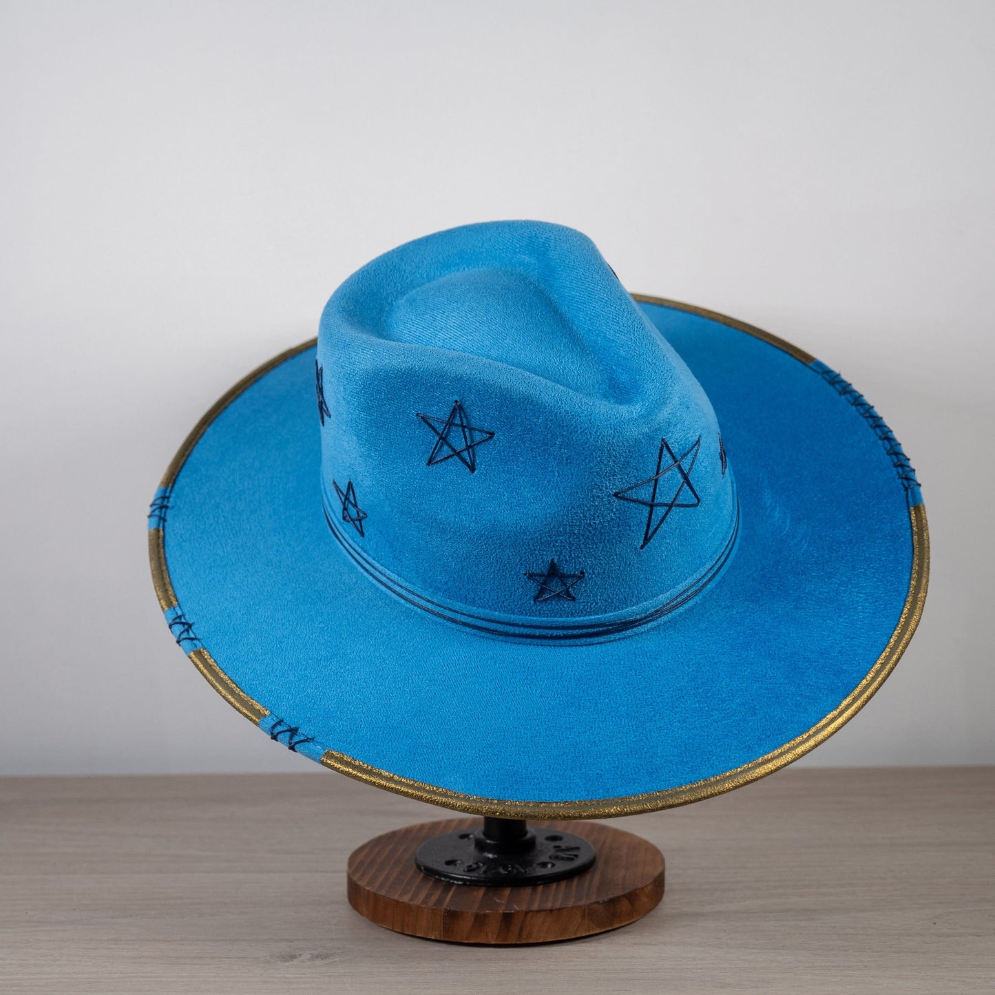 Aukala Hat M Celestial Star